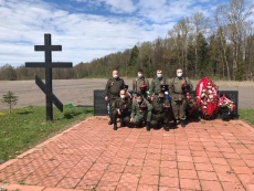 Казаки Центрального казачьего войска отдали дань памяти павшим воинам