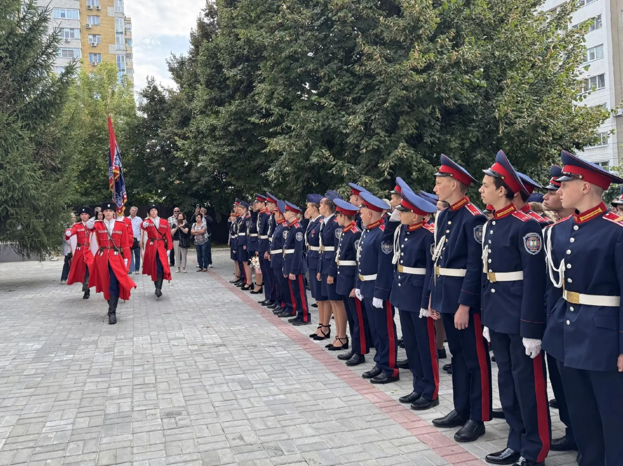 В «Казачьем кадетском корпусе имени графа И.И. Воронцова-Дашкова» в Тамбове состоялась торжественная линейка, посвященная Дню Знаний В «Казачьем кадетском корпусе имени графа И.И. Воронцова-Дашкова» в Тамбове состоялась торжественная линейка, посвященная Дню Знаний