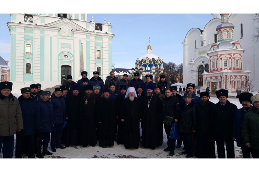 В Свято-Троицкой Сергиевой лавре прошло выездное заседание совета атаманов Центрального казачьего войска В Свято-Троицкой Сергиевой лавре прошло выездное заседание совета атаманов Центрального казачьего войска