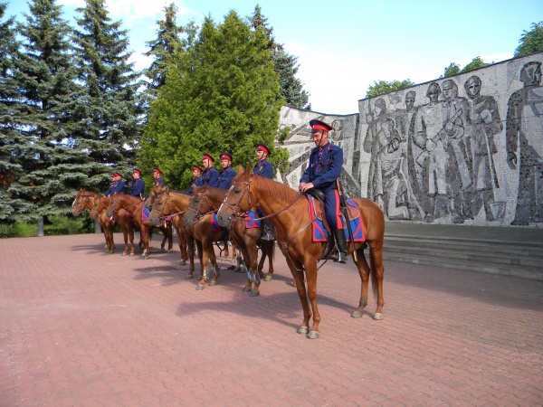 Ступинские казаки встречали конный поход «Москва-Берлин»