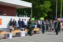 Казаки Центрального казачьего войска поздравили военнослужащих Кантемировской дивизии с 78-летием
