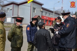 И вброд, и вплавь, и через поле – казаки ОКО Московской области ВКО ЦКВ несут службу в пеших и конных патрулях
