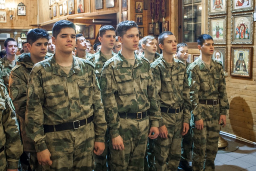Кадетская Литургия 9-х классов Московского президентского кадетского училища им. М.А. Шолохова Кадетская Литургия 9-х классов Московского президентского кадетского училища им. М.А. Шолохова