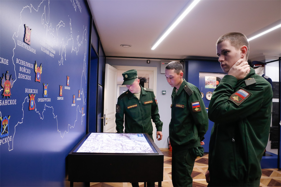 Через познания к истине
