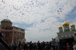 В Тульском кремле в рамках городского праздника в честь образа святителя Николая, именуемого «Тульский», состоялся научно-практический семинар на тему: «Сохранение и развитие традиций казачества в регионах России: опыт Тульской области»