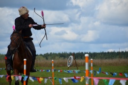 Впереди России всей, или как прошел первый Всероссийский чемпионат по конной стрельбе из лука