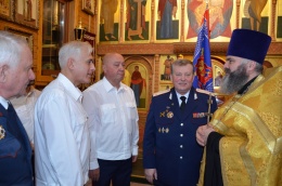 Народный художник России Василий Нестеренко прошел обряд верстания в казаки Центрального казачьего войска