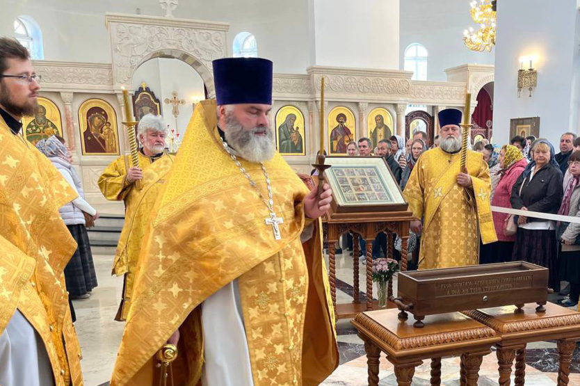 К святым покровителям воинства православного