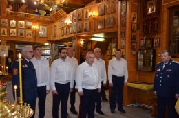 Народный художник России Василий Нестеренко прошел обряд верстания в казаки Центрального казачьего войска