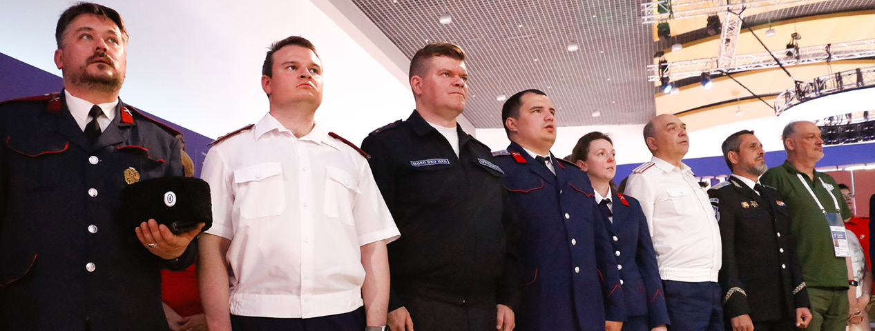Быть, а не казаться! Быть, а не казаться!