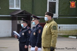И вброд, и вплавь, и через поле – казаки ОКО Московской области ВКО ЦКВ несут службу в пеших и конных патрулях