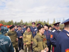 Они бы могли составить полк… В Ржеве захоронили останки красноармейцев и возложили капсулу с освященной хоперской землей
