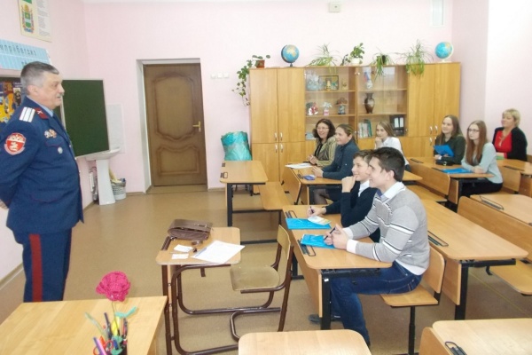 На форуме «Путь к карьере» школьники узнали о казачьей службе