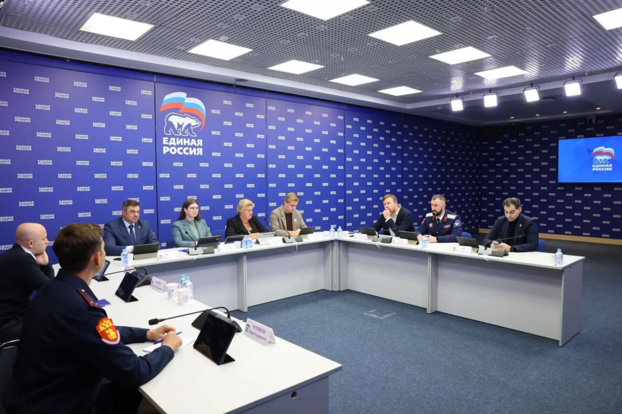 Помощник атамана Центрального казачьего войска Владимир Малыгин принял участие в Экспертном совете «Единой России» в сфере увековечения памяти жертв геноцида советского народа Помощник атамана Центрального казачьего войска Владимир Малыгин принял участие в Экспертном совете «Единой России» в сфере увековечения памяти жертв геноцида советского народа