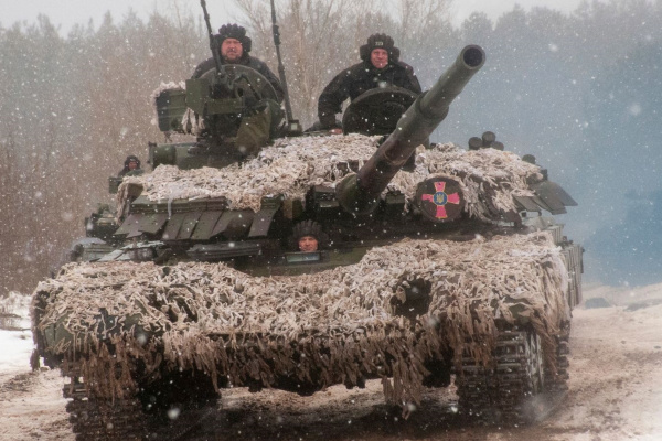 СВР заявила о концентрации почти всех частей ВСУ у линии разграничения в Донбассе