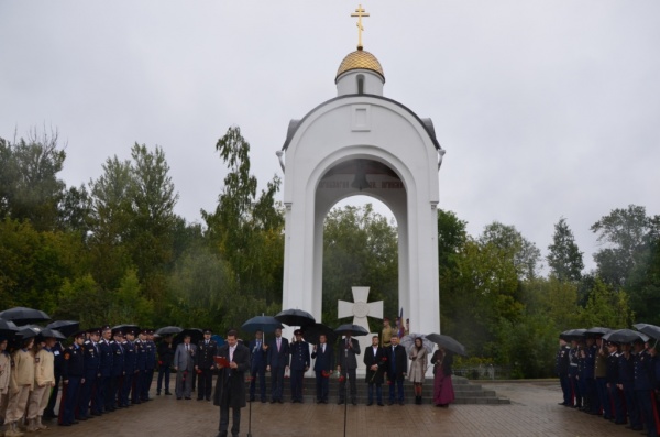 В Калуге установили Георгиевский крест