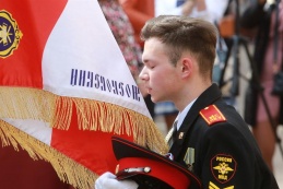 Прощание со знаменем кадетов-выпускников Московского президентского училища им. М.А. Шолохова