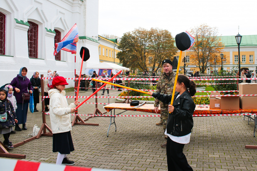 Под покровом омофора
