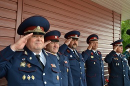 Казаки Центрального казачьего войска  поздравили  военнослужащих Кантемировской дивизии с 75-й годовщиной, 1 июля 2017 года