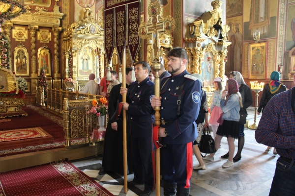 Пасхальный крестный ход в Белгороде