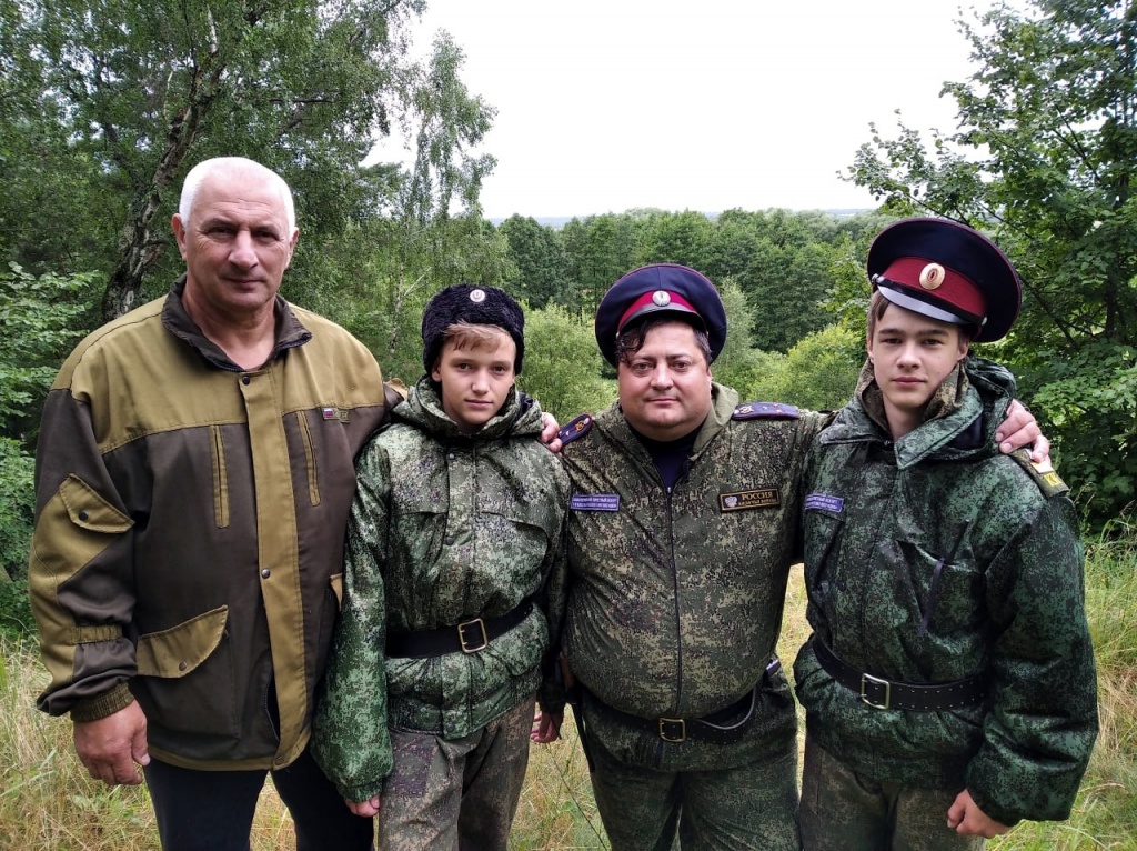 Калужский казачий патруль - казаки обучают юных кавалеристов на практике
