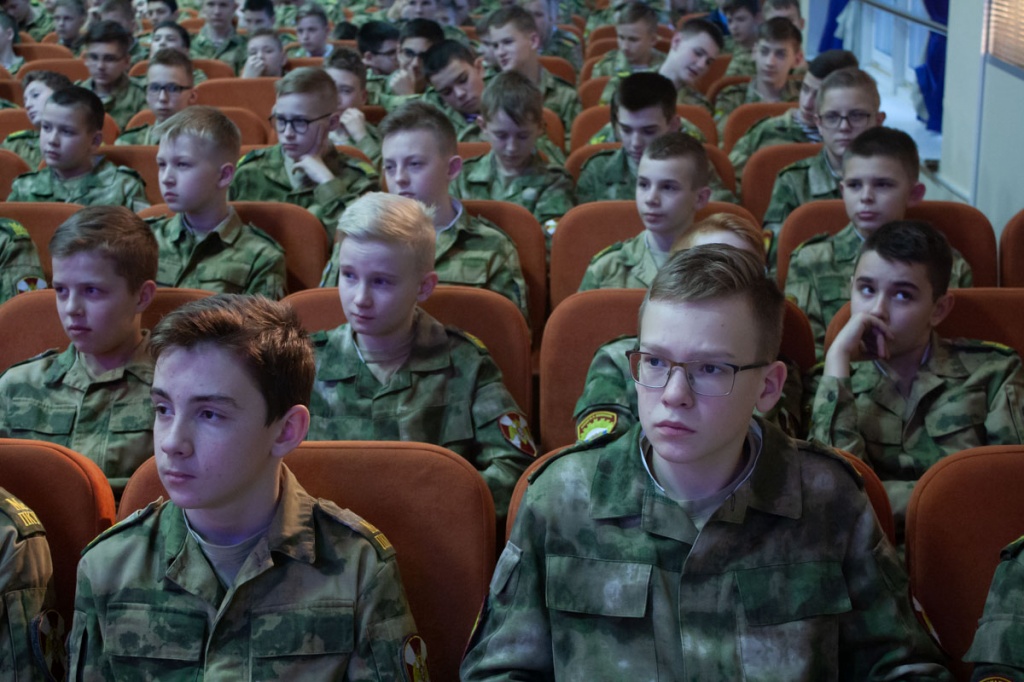 Рождественский концерт хора Князь-Владимирского храма в Московском президентском кадетском училище имени М.А. Шолохова