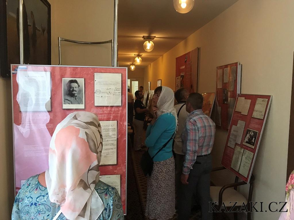 Казаки ВСЧзС организовали проведение тематической выставки в Храме Святых Апостолов Петра и Павла (Подворье РПЦ МП в Чехии)