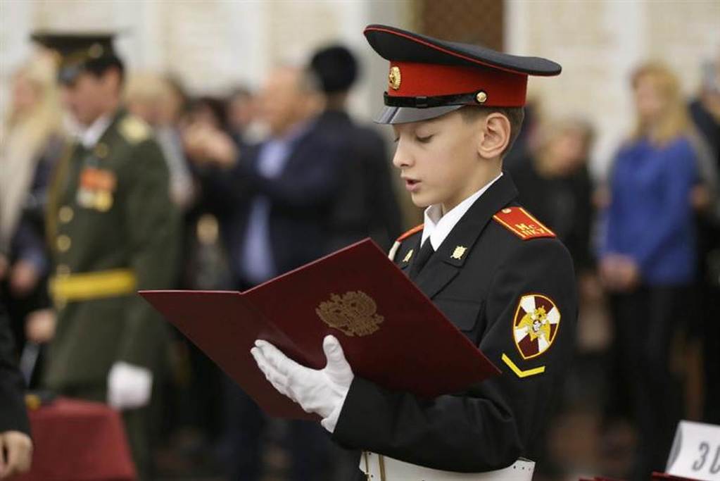 Клятва кадета. МПКУ им м.а Шолохова ВНГ РФ. Кадет МПКУ. МПКУ Шолохова Росгвардии. Московское президентское кадетское училище им Шолохова.