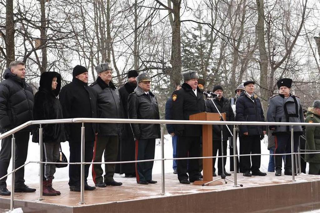 Вручение Знамени Московскому президентскому кадетскому училищу имени М.А.Шолохова войск национальной гвардии Российской Федерации