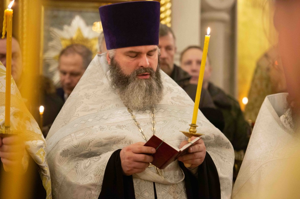 Настоятель храма св. равноап. кн. Владимира при МПКУ им. М.А. Шолохова, войсковой священник Центрального казачьего войска иерей Марк Кравченко принял участие в совершении панихиды по жертвам политики «расказачивания» в казачьем храме иконы Божией Матери «Отрада и Утешение» на Ходынском поле