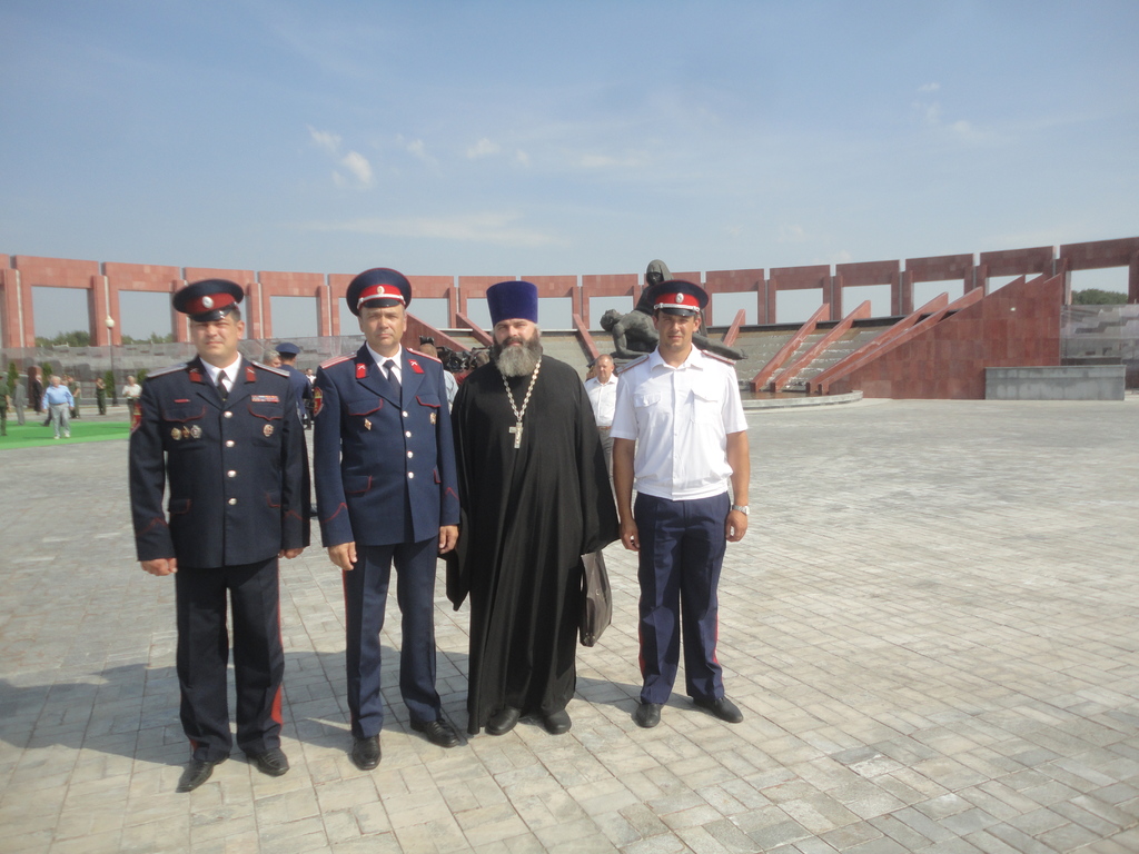Казаки ВКО ЦКВ пришли проститься с генералом Петром Дейнекиным