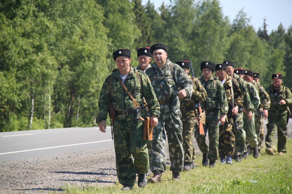 Казаки станичного общества Рузского округа совершили 50-километровый пеший марш-бросок в память о погибших в Великой Отечественной войне