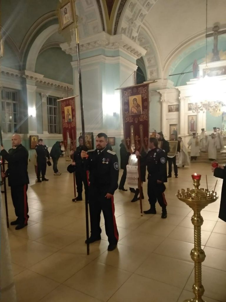 Дмитровские казаки приняли участие в охране общественного порядка на Пасху Дмитровские казаки приняли участие в охране общественного порядка на Пасху