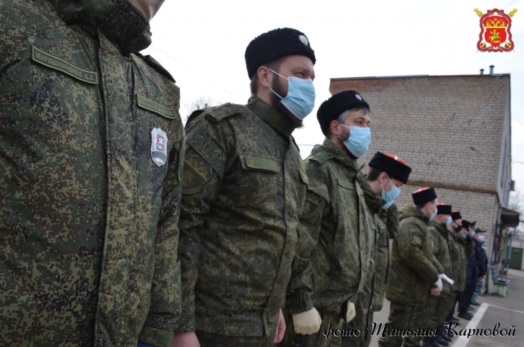 И вброд, и вплавь, и через поле – казаки ОКО Московской области ВКО ЦКВ несут службу в пеших и конных патрулях