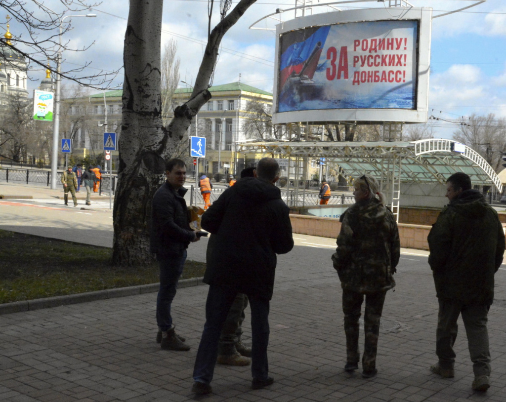 Рука, протянутая другу