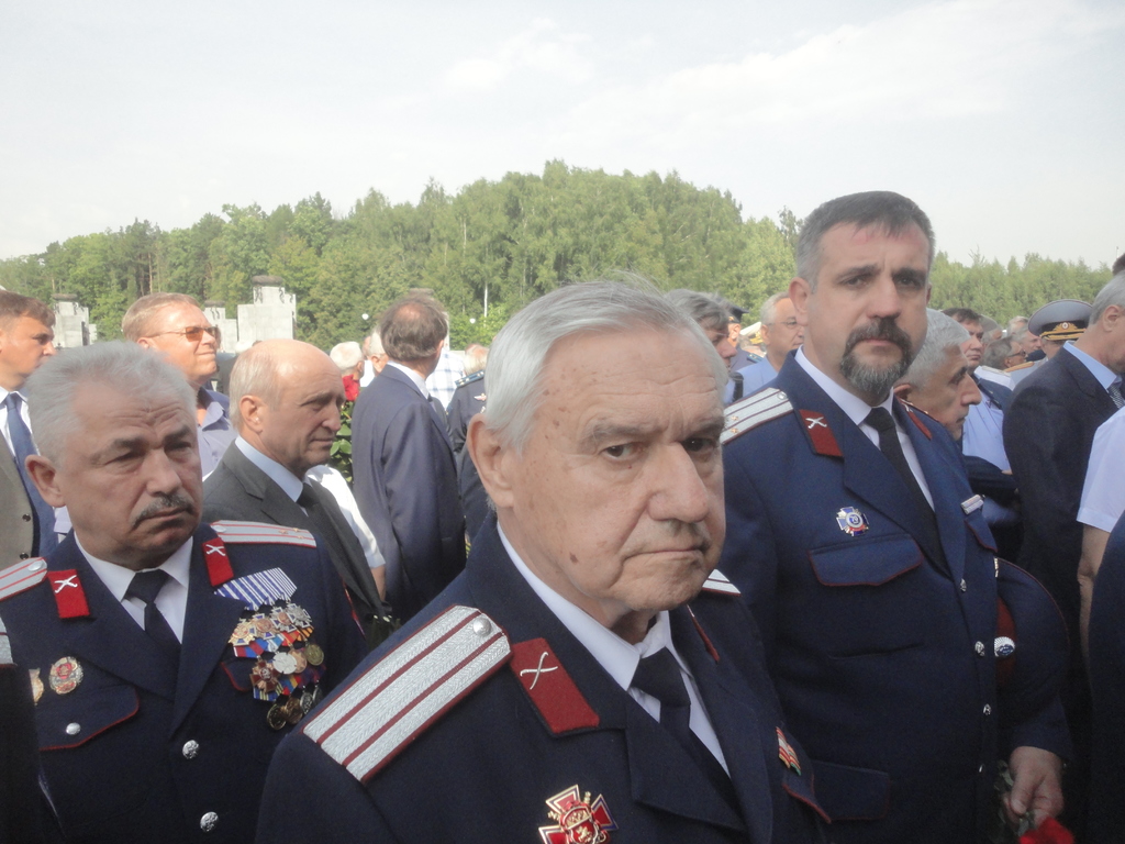 Казаки ВКО ЦКВ пришли проститься с генералом Петром Дейнекиным