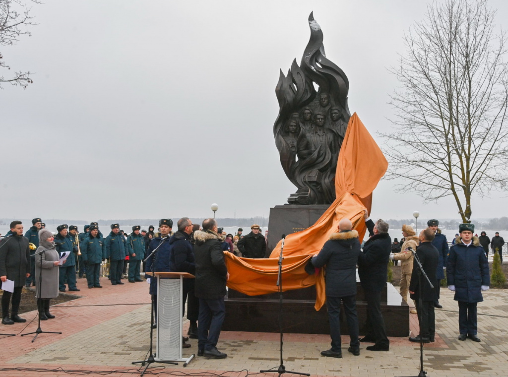 В Калужской области открыли памятник Людиновским подпольщикам