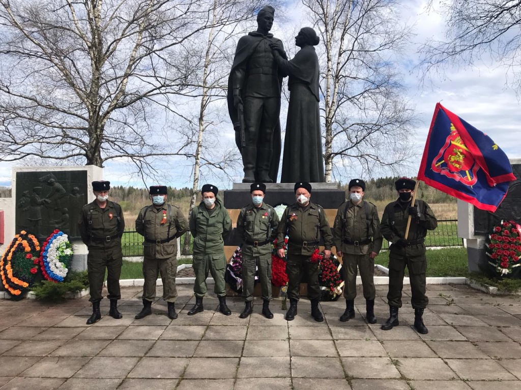 Казаки Центрального казачьего войска отдали дань памяти павшим воинам