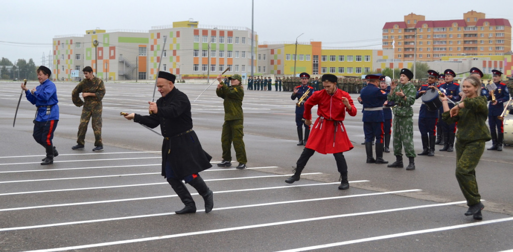 На юбилее танкистов