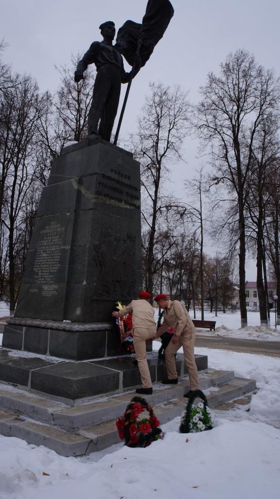 Калужские юнармейцы побывали в гостях у людиновских соратников