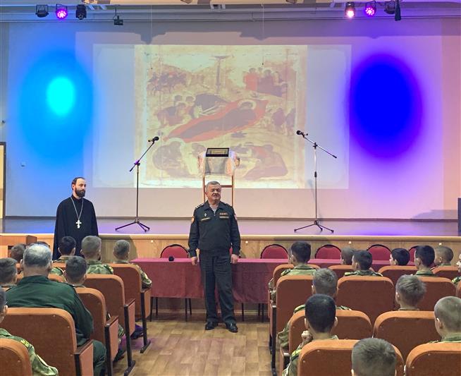Рождественский концерт хора Князь-Владимирского храма в Московском президентском кадетском училище имени М.А. Шолохова