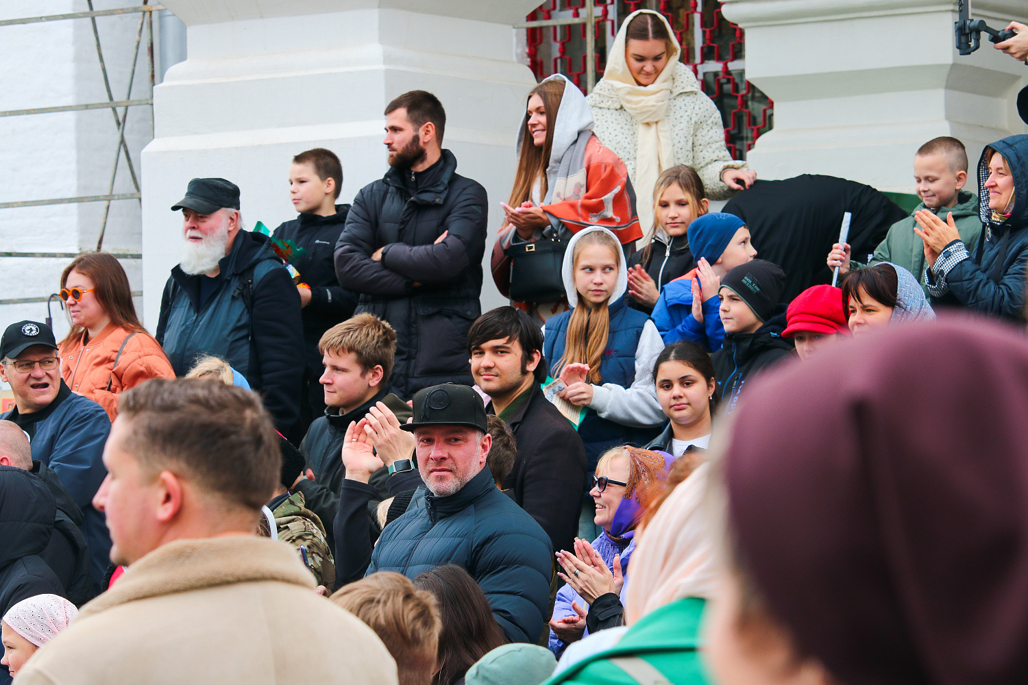 Под покровом омофора